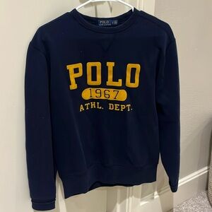 Polo size small pull over